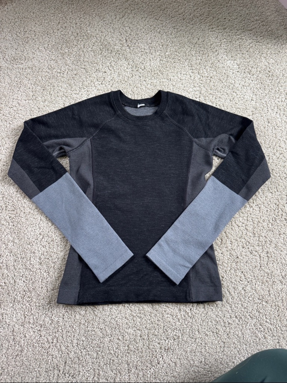 LULULEMON Grey Color Block Long Sleeve Top 4/XS